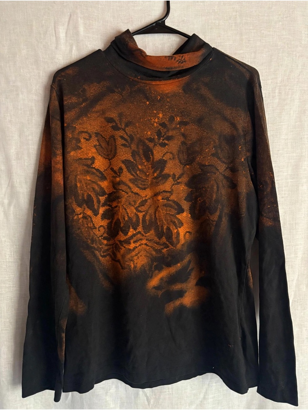 Black and Rust Orange Floral Pattern Long-Sleeve Turtleneck XL 🍁 made by me